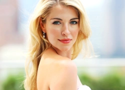 Rich Women Dating